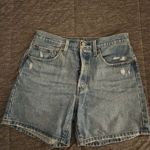Levi's Women's 501 Mid Thigh Short
